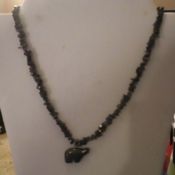 NWT - Black Stone Polar Bear Necklace - Size 18" - Picture 2 of 4